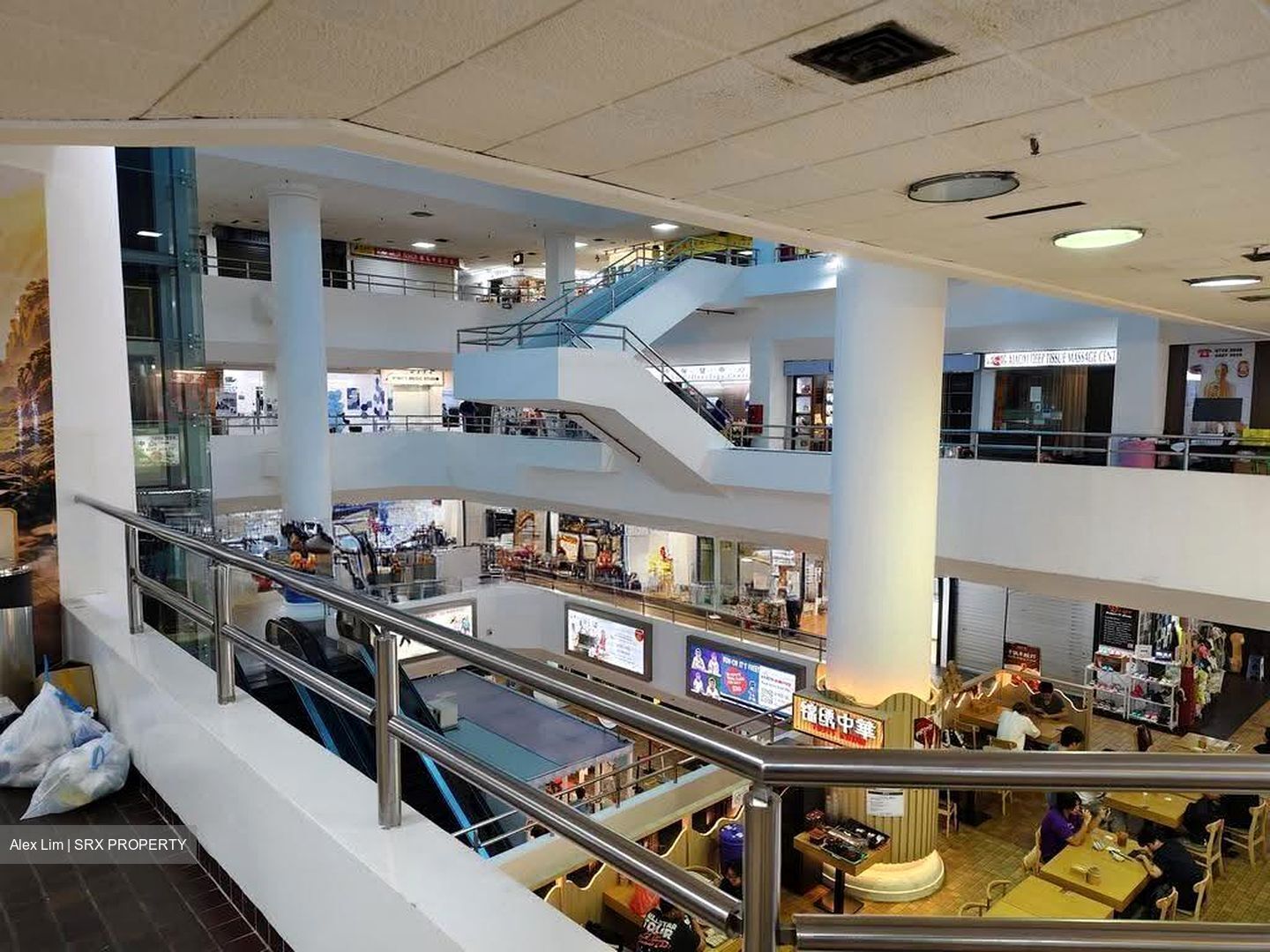 Beauty World Centre (D21), Shop House #627325021